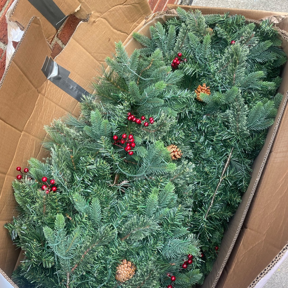 Vibrant Green and Red Holiday Garland